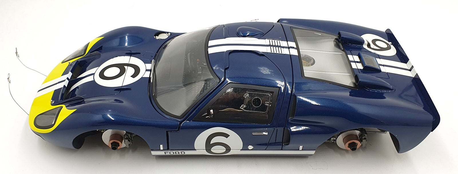 GMP 1/12 Scale G1201318 - 1966 Ford Gt40 MkII #6 Holman/Moody - Blue/Yellow
