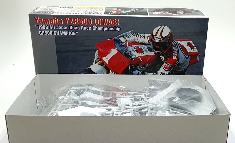 Hasegawa Kits 1/12 Scale 21738 - Yamaha YZR500 (0WA8) #1 1989 GP500 Champion
