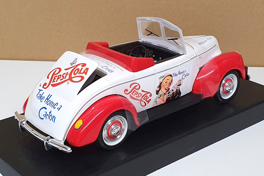 Golden Wheel 1/18 Scale Diecast 00029 - 1940 Ford Pepsi Cola - Cream/Red