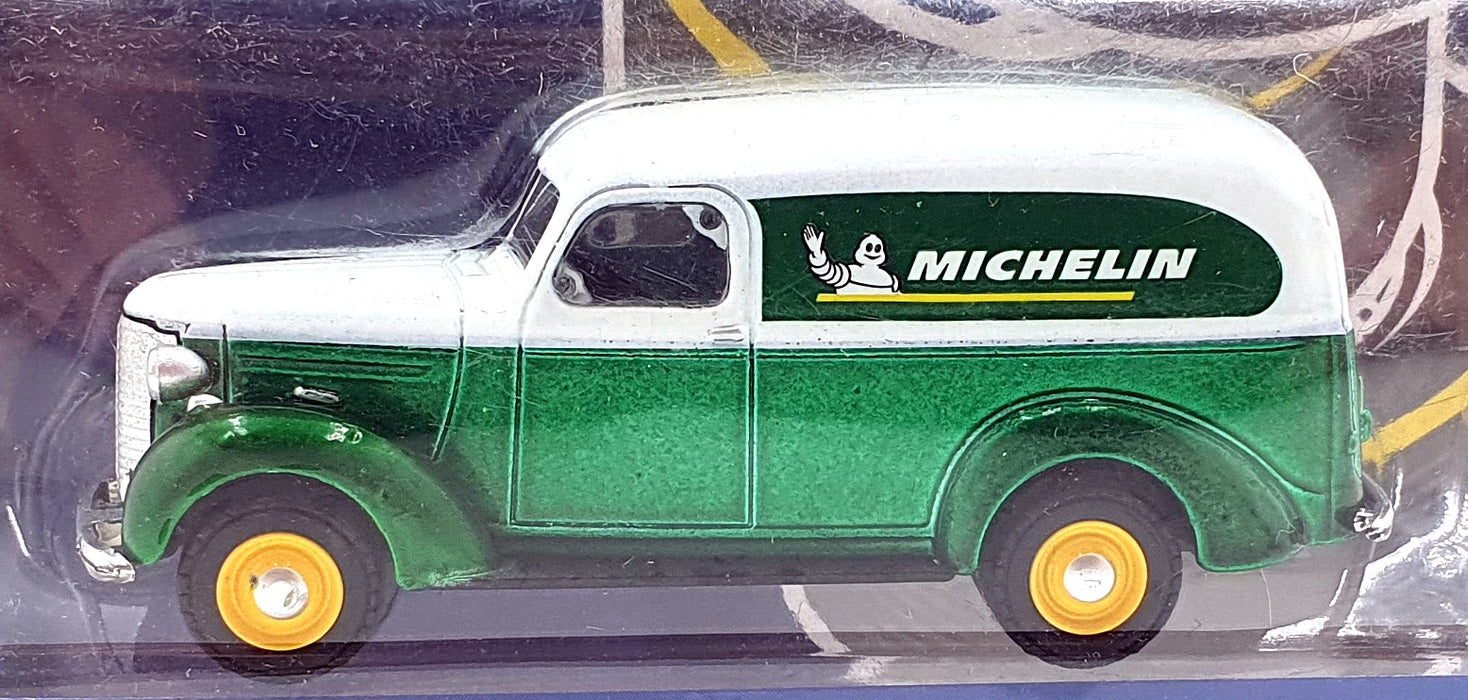 Greenlight 1/64 Scale 41050-B - 1939 Chevrolet Panel Truck - Michelin