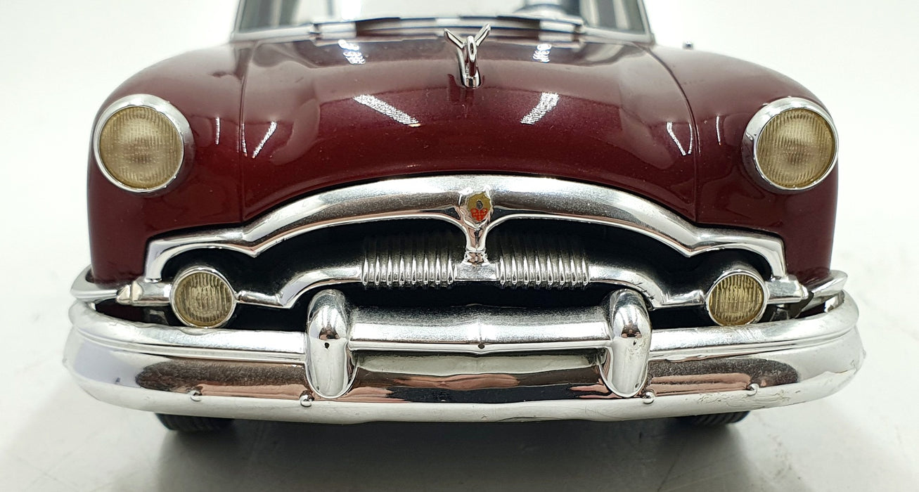 BOS Models 1/18 Scale Resin BOS308 - 1953 Packard Cavalier - Burgundy