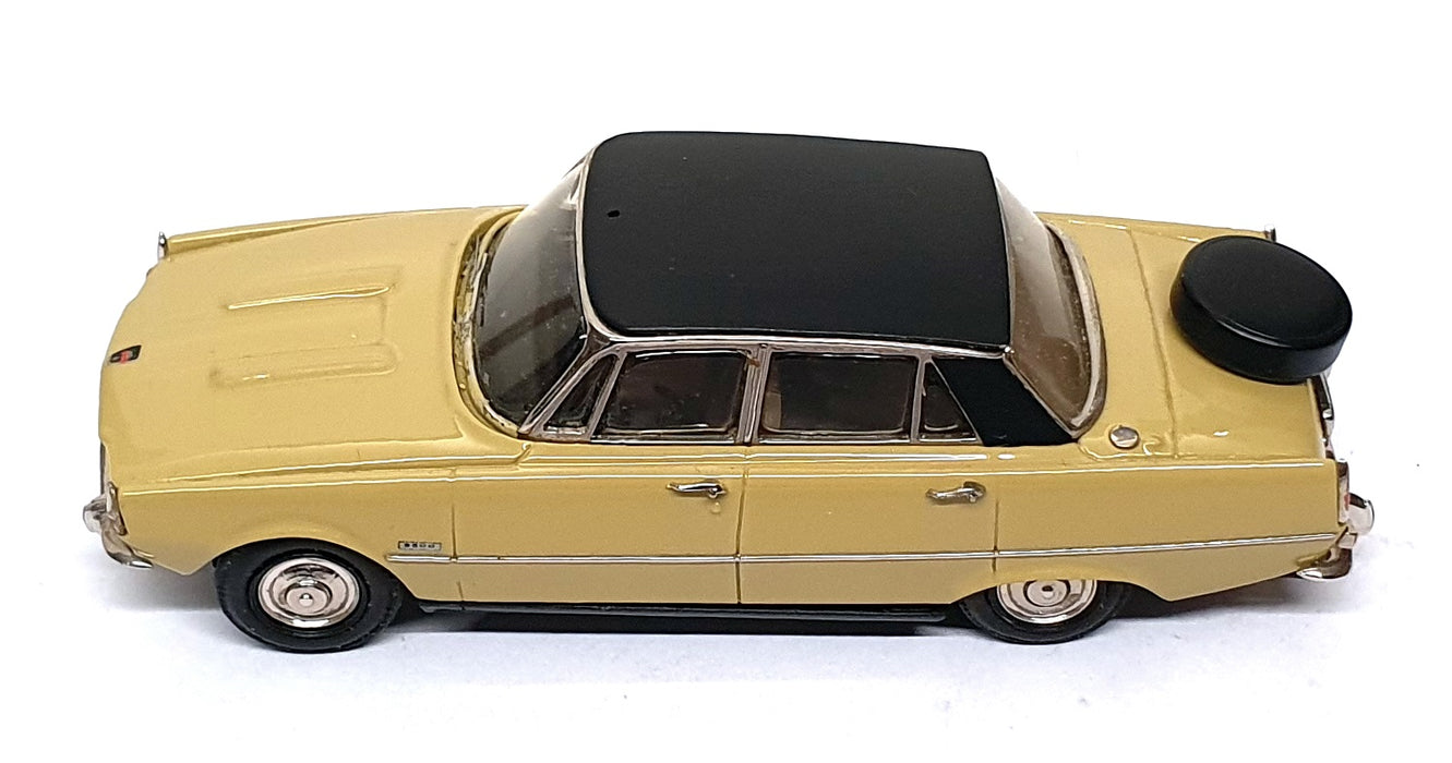 Conquest Models 1/43 Scale Nr. 112 - 1971 Rover P6B 3500 Saloon - Almond
