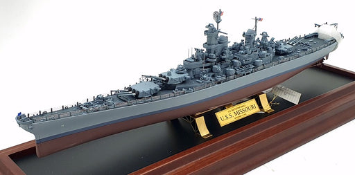 Franklin Mint 1/550 Scale B11XL06 - USS Missouri Battleship BB-63 1945 With Case