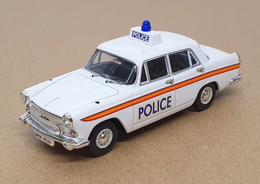 Vanguards 1/43 Scale VA44001 - Austin A60 Cambridge Sussex Police - White