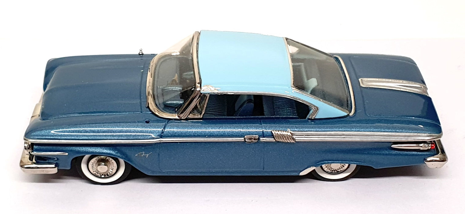 Highway Travellers 1/43 Scale HWT104 - 1961 Plymouth Fury 2Dr. Hardtop