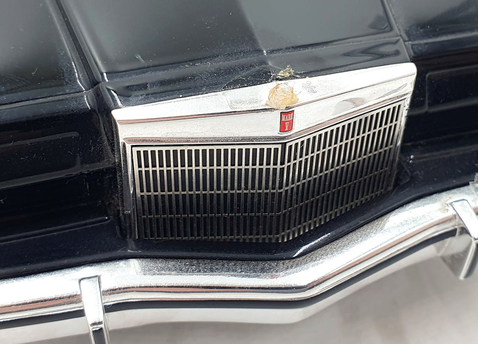 BOS Models 1/18 Scale Resin BOS129 - Lincoln Continental Mk.V Coupe Black