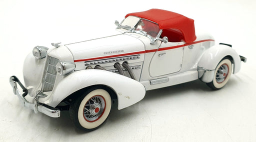 Franklin Mint 1/24 Scale 9126E - 1935 Auburn 851 Speedster - White/Red