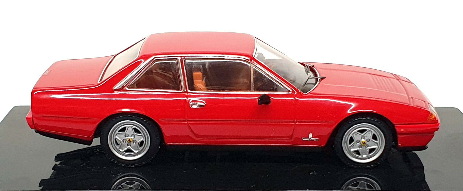 Hot Wheels 1/43 Scale Diecast N5595 - Ferrari 412 - Red