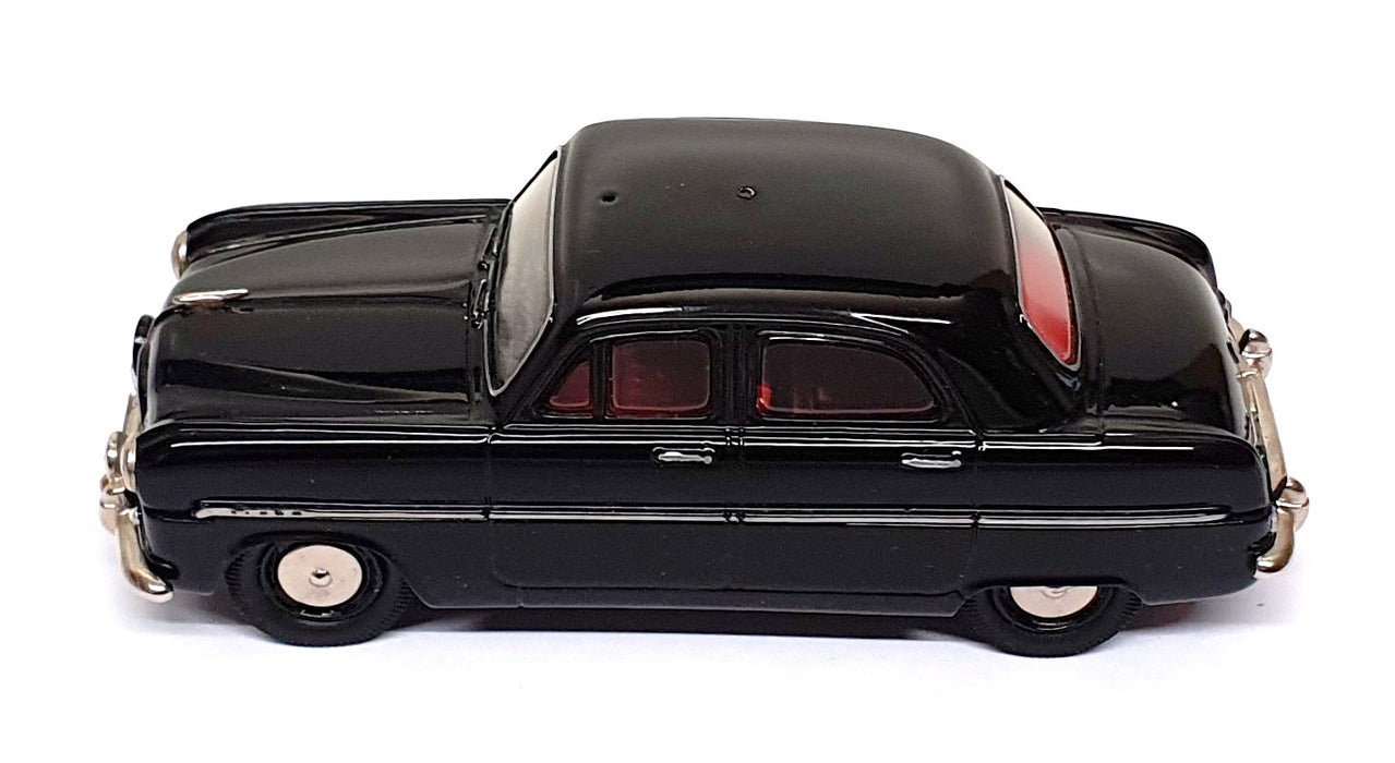 Crossway Models 1/43 Scale 024 - Ford Zephyr 6 Stafford Police - Black