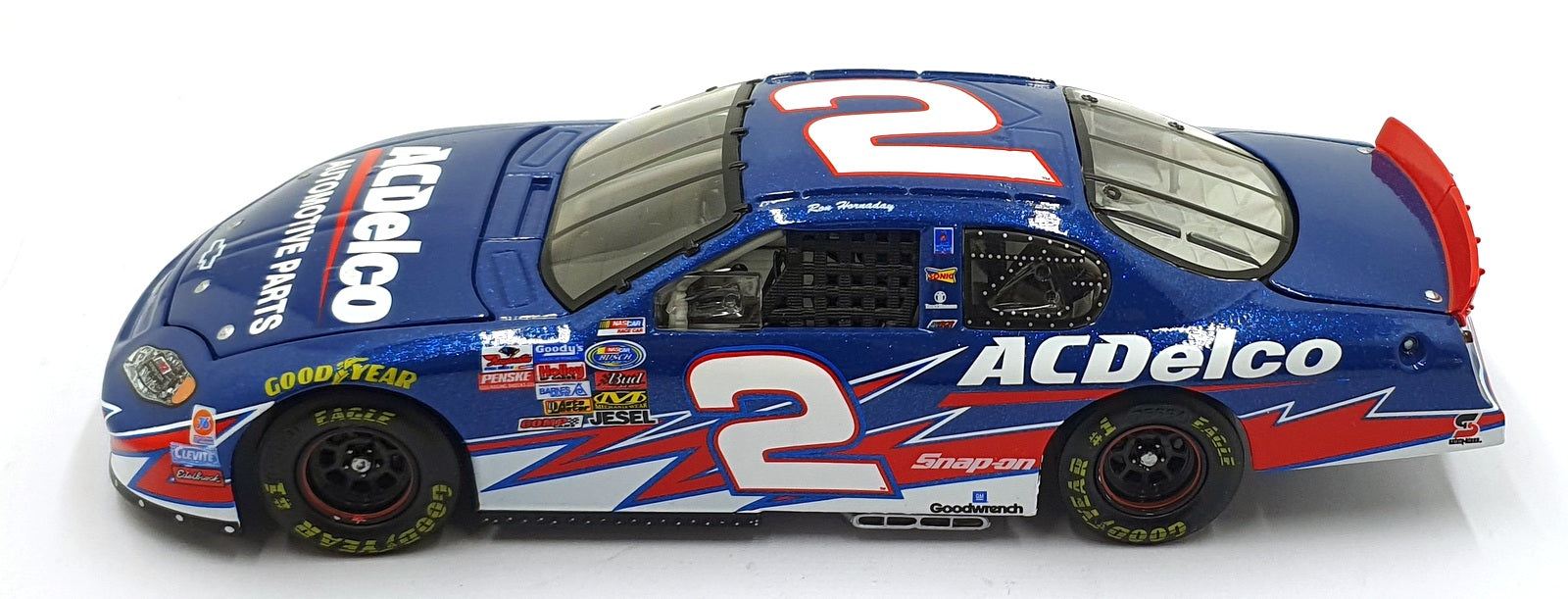 Action 1/24 Scale 103737- 2003 Chevrolet Monte Carlo #2 Nascar - Hornaday