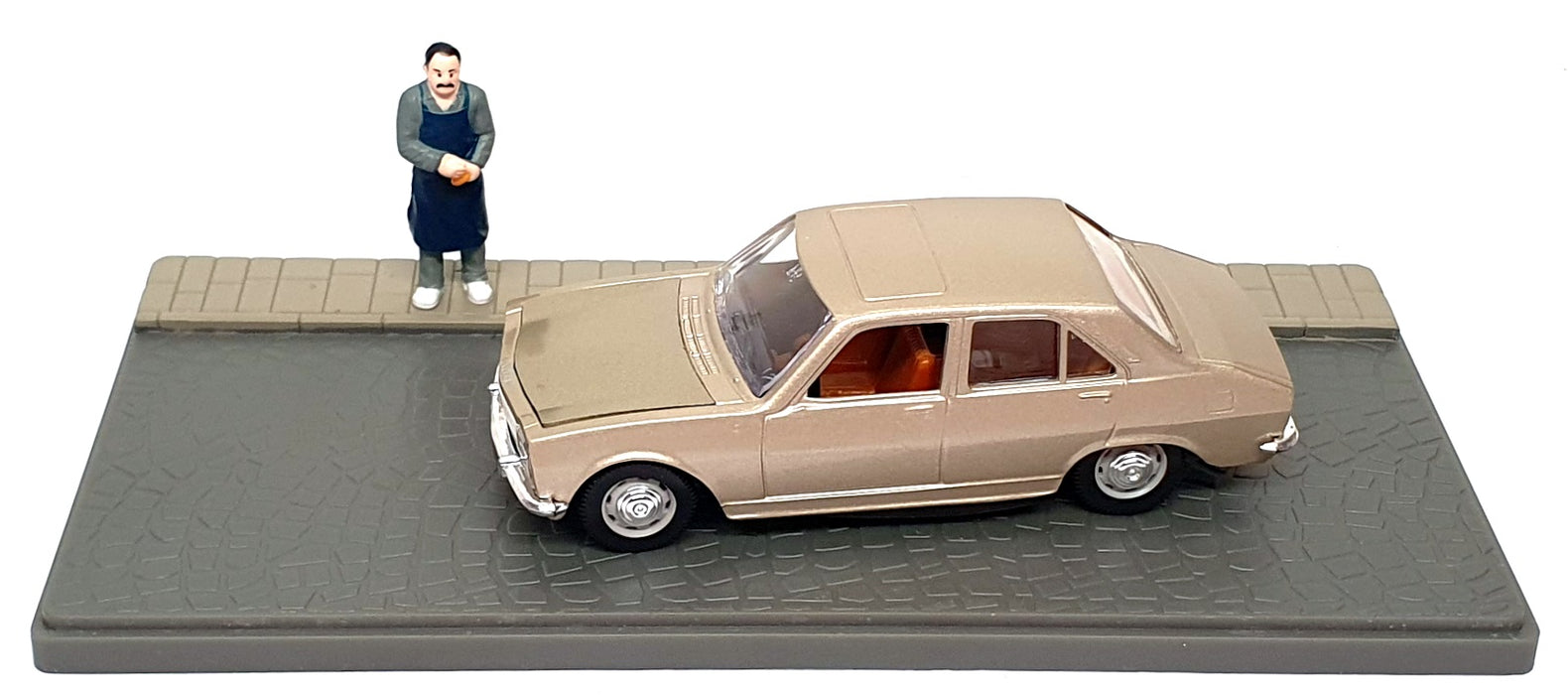 Norev 1/43 Scale Diecast ND001 - Peugeot 504 Diorama - Gold