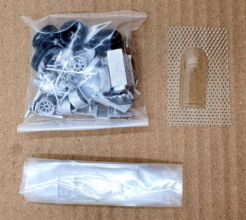 S.R.C. Models 1/43 Scale Unbuilt Kit 18-87 - 1966 F1 Cooper-Maserati Type 81