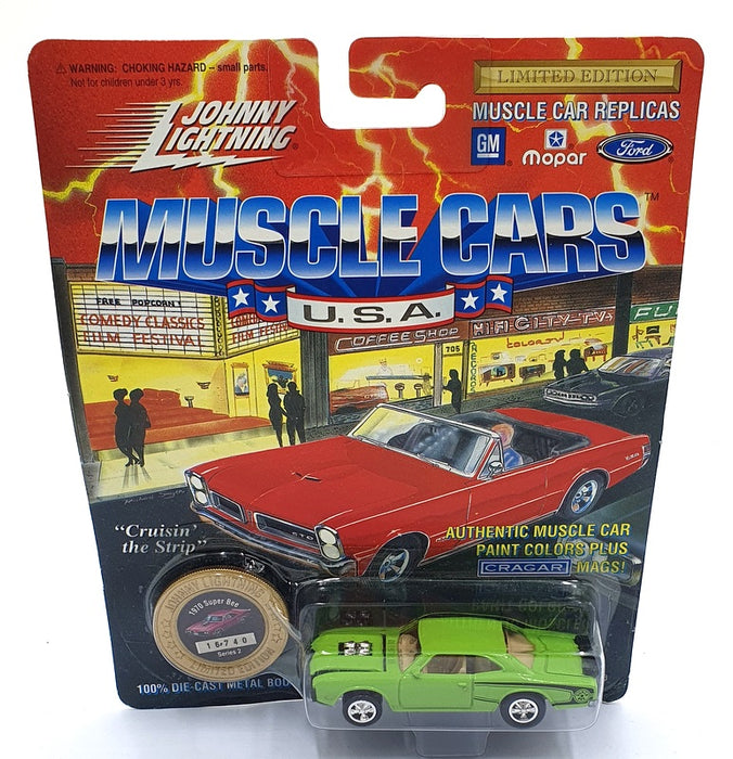 Johnny Lightning 1/64 Scale 200-120 - Muscle Cars 1970 Plymouth Super Bee Green
