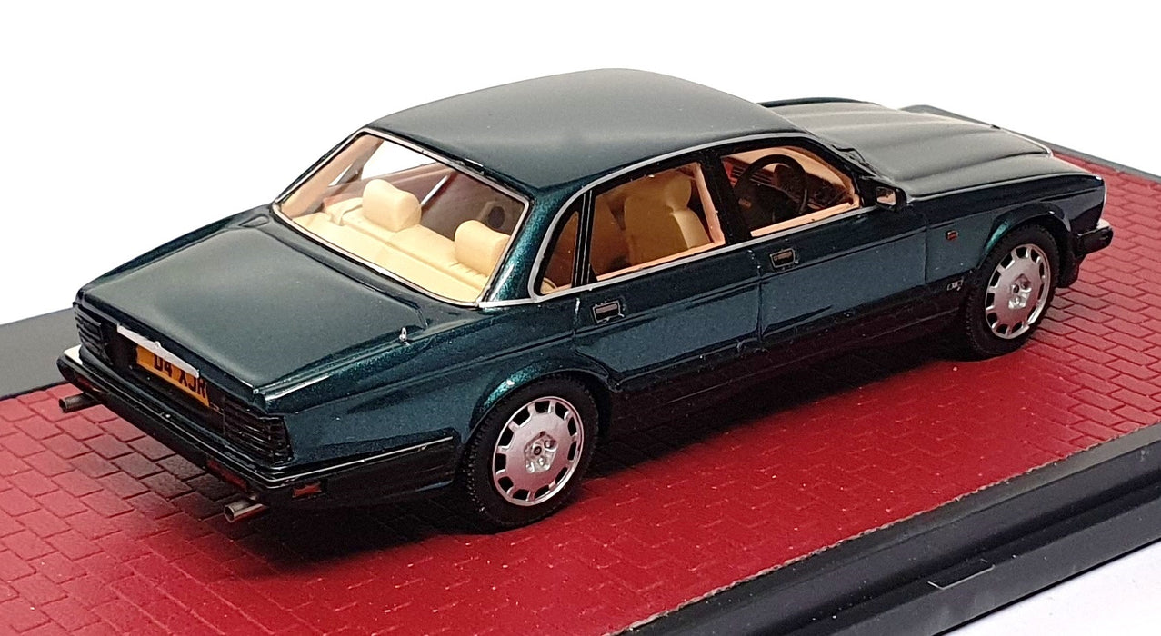 Matrix 1/43 Scale MX41001-262 - 1990-94 Jaguar XJR (XJ40) - Met. Blue