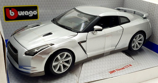 Burago 1/18 scale Diecast 18-12079 - Nissan GT-R 2009 - Silver