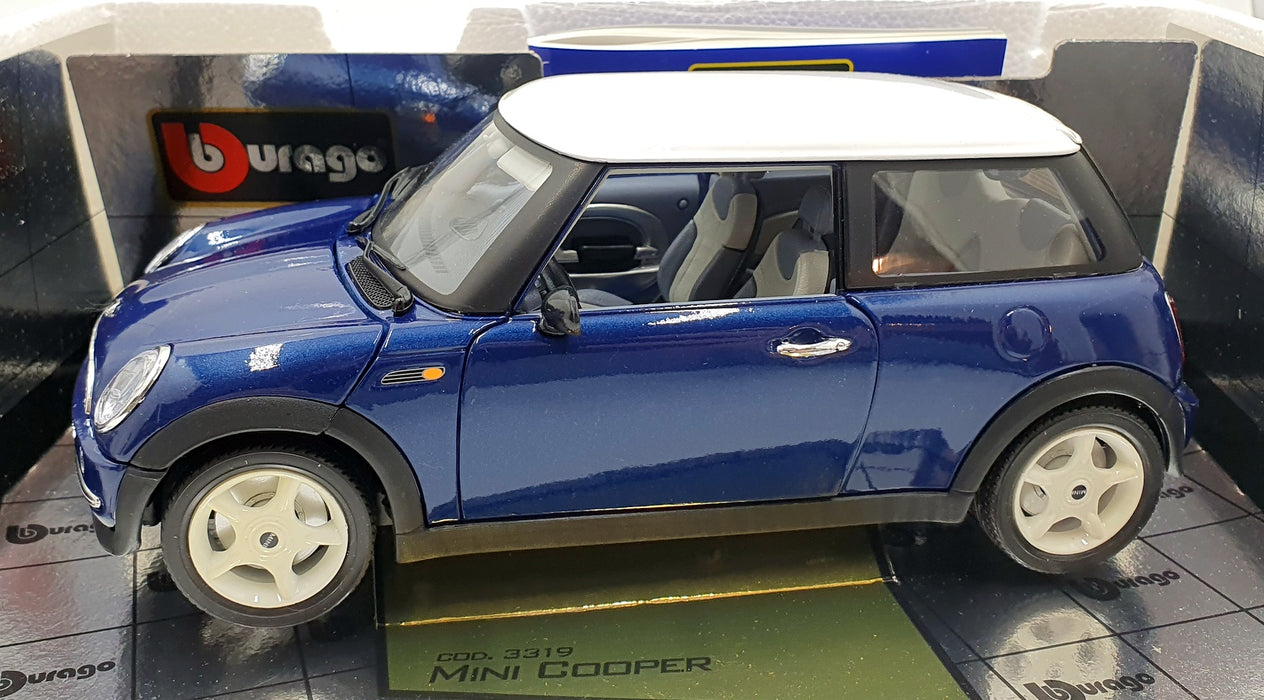 Burago 1/18 Scale Diecast 3319 - Mini Cooper 2000 - Blue/White