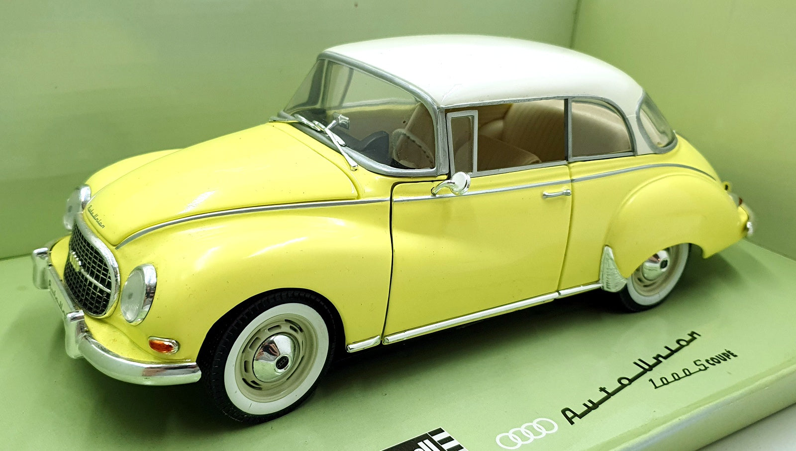 Revell 1/18 Scale Diecast 08410 - Auto Union 1000S Coupe - Yellow/White