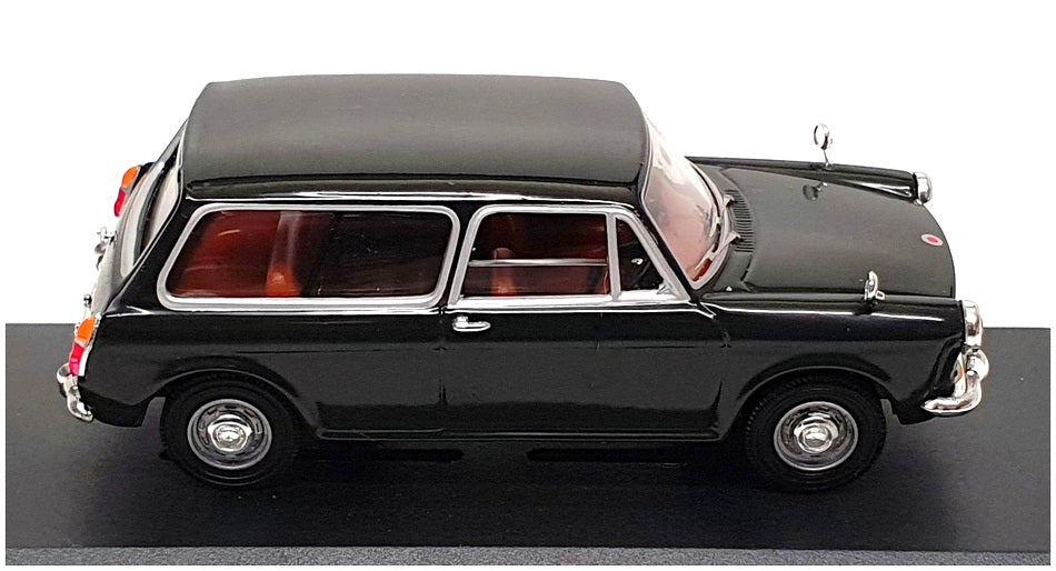 Vanguards 1/43 Scale VA04802 - Morris 1300 Estate - Connaught Green