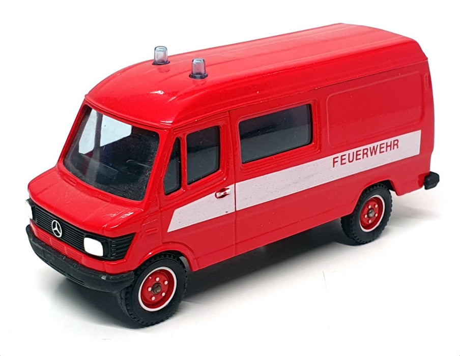 Solido Toner Gam I 1/50 Scale 2132 - Mercedes Benz Van Feuerwehr - Red