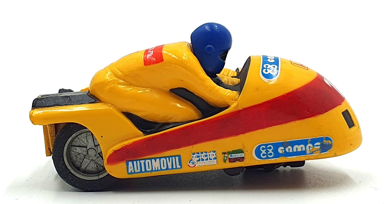 Scalextric 1/32 Scale Slotcar C239 - Honda Motorbike/Side Car #18 "Yellow Flash"