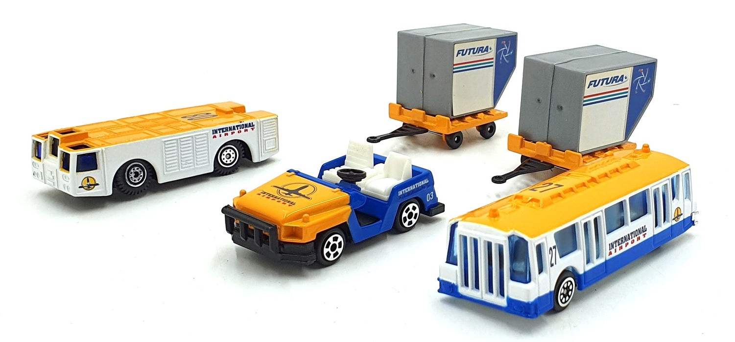 Nickname 1/400 Scale 6363 - Futura Airport Play Set Aircraft and Vehicles