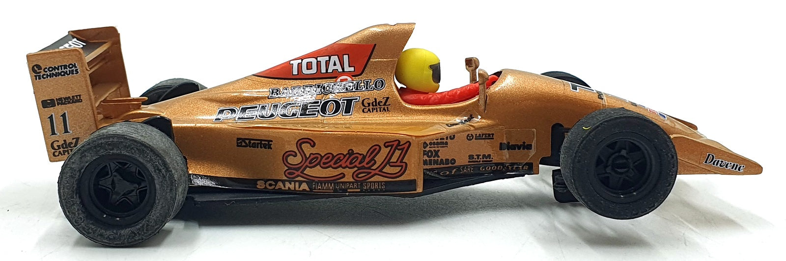 Matchbox SCX 1/32 Scale Slot Car 83220.20 - Jordan Peugeot F1 #11