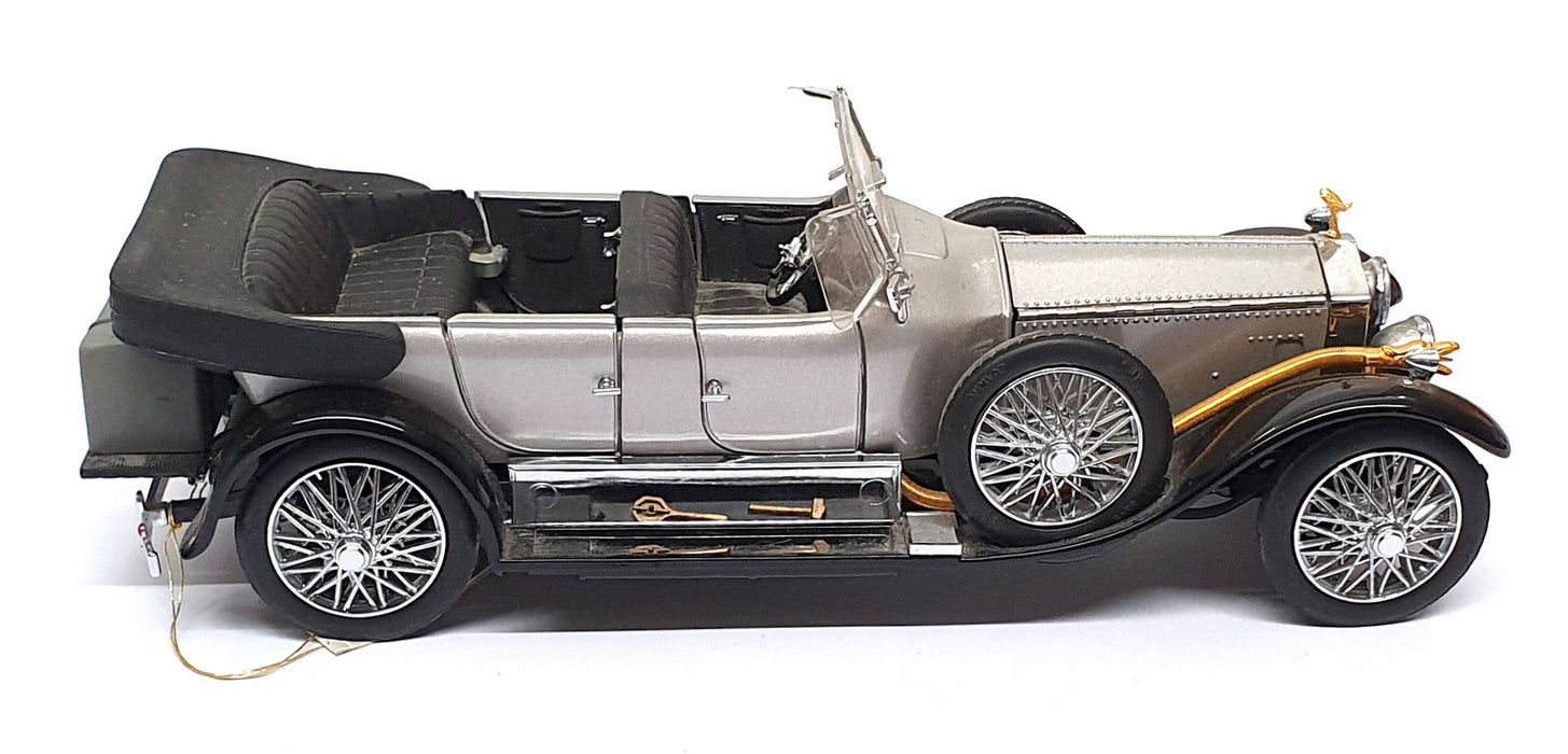 Franklin Mint 1/24 Scale 150326E - 1925 Rolls Royce Silver Ghost - Silver