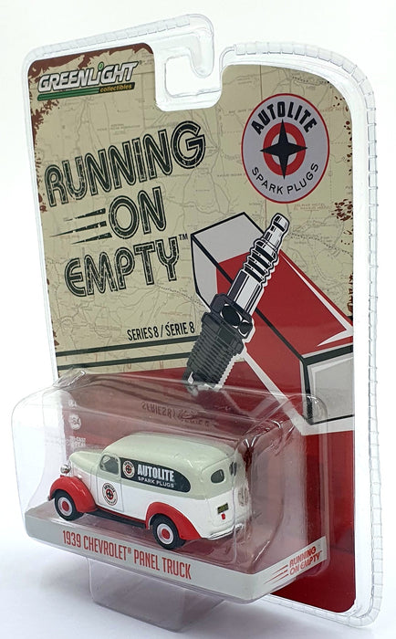 Greenlight 1/64 Scale 41080-A - 1939 Chevrolet Panel Truck - White/Red