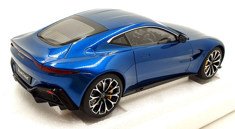 Autoart 1/18 Scale Diecast 70278 - Aston Martin Vantage 2019 - Zaffre Blue