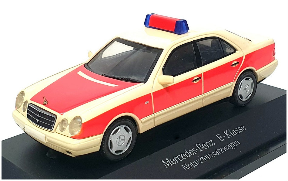 Herpa 1/43 Scale B6 600 5727 - 1995 Mercedes-Benz E220 W210 Notarzt - Cream/Red