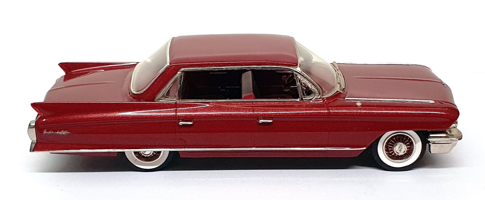 Conquest 1/43 Scale CON69 - 1962 Cadillac Fleetwood 60 Special 4Dr. H/T Met. Red