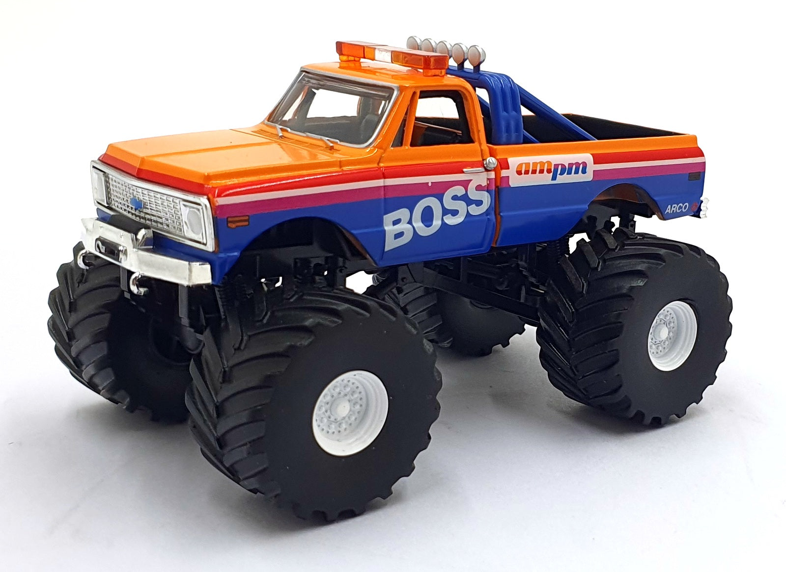 Greenlight 1/64 Scale 88021 - 1972 Chevrolet K-10 AM/PM Boss