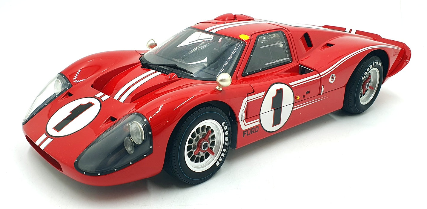 GMP 1/12 Scale Diecast 12072 - 1967 Ford GT40 Mark IV #1 - Red/White