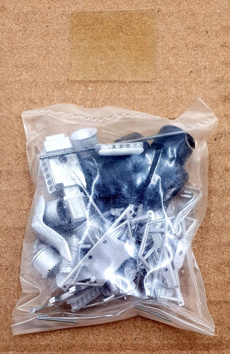 S.R.C. Models 1/43 Scale Unbuilt Kit 02 1971 Yardley BRM P160