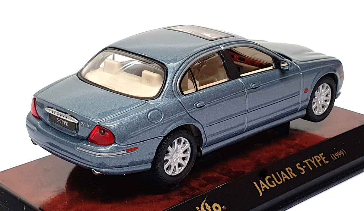 Maisto 1/43 Scale Diecast 31509 - 1999 Jaguar S-Type - Met. Lt. Blue