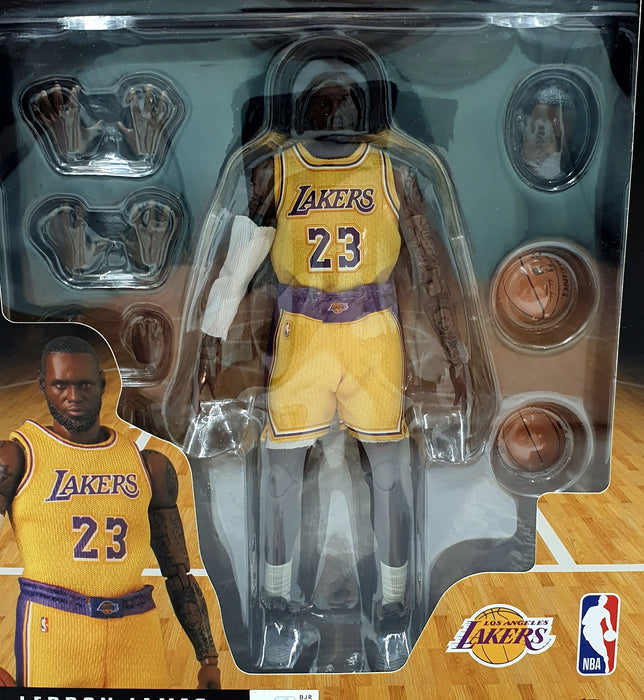 Medicom Mafex 6 inch Figure no.127 - Lebron James Los Angeles Lakers #23