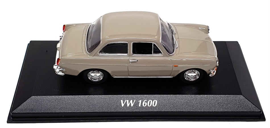 Maxichamps 1/43 Scale 940 055301 - 1966 VW Volkswagen 1600 - Beige