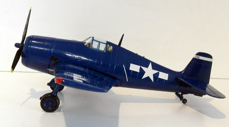 Armour 1/48 Scale diecast - 98174 US Navy WW2 Ace F-6 F Hellcat 15-USS Essex