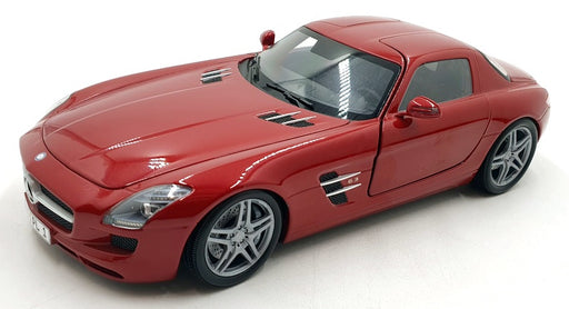 Minichamps 1/18 scale Diecast DC8524K - Mercedes-Benz SLS AMG - Red