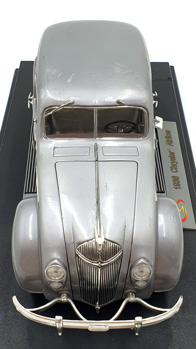 Signature Models 1/18 Scale 18133 - 1936 Chrysler Airflow - Silver