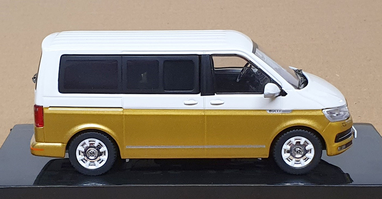 Ixo Models 1/43 Scale CLC351N - 2017 VW Volkswagen Multivan - White/Gold