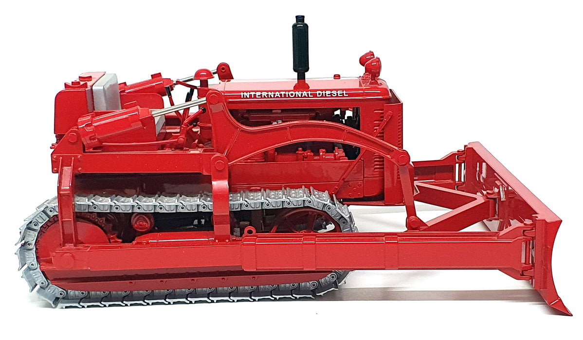 Speccast 1/16 Scale ZJD156 International Harvester TD-14 Crawler w/ Blade - Red