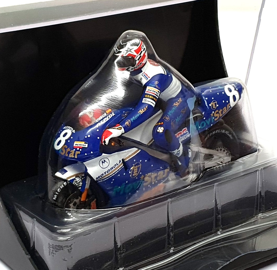 Onyx 1/24 Scale XM051 - Honda NSR V4 Team Moviestar Pons #8 Carlos Checa