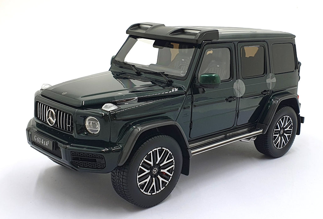 IScale 1/18 Scale Diecast 18316 - Mercedes-AMG G63 4x4 - Dark Green