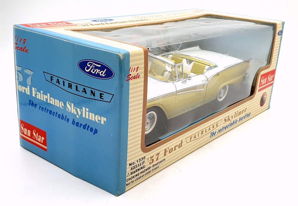 Sun Star 1/18 Scale Diecast 1330 - '57 Ford Fairlane Skyliner - Green/White
