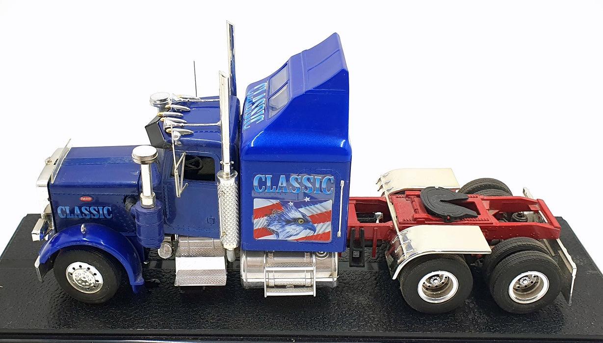 Revell 1/24 Scale 08892 - Peterbilt Classic Tractor Unit American - Blue