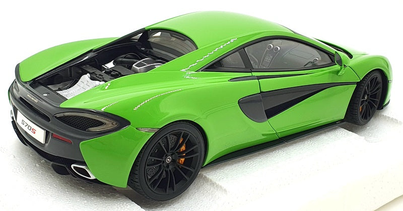 Autoart 1/18 Scale 76042 - McLaren 570S - Mantis Green/Black Wheels