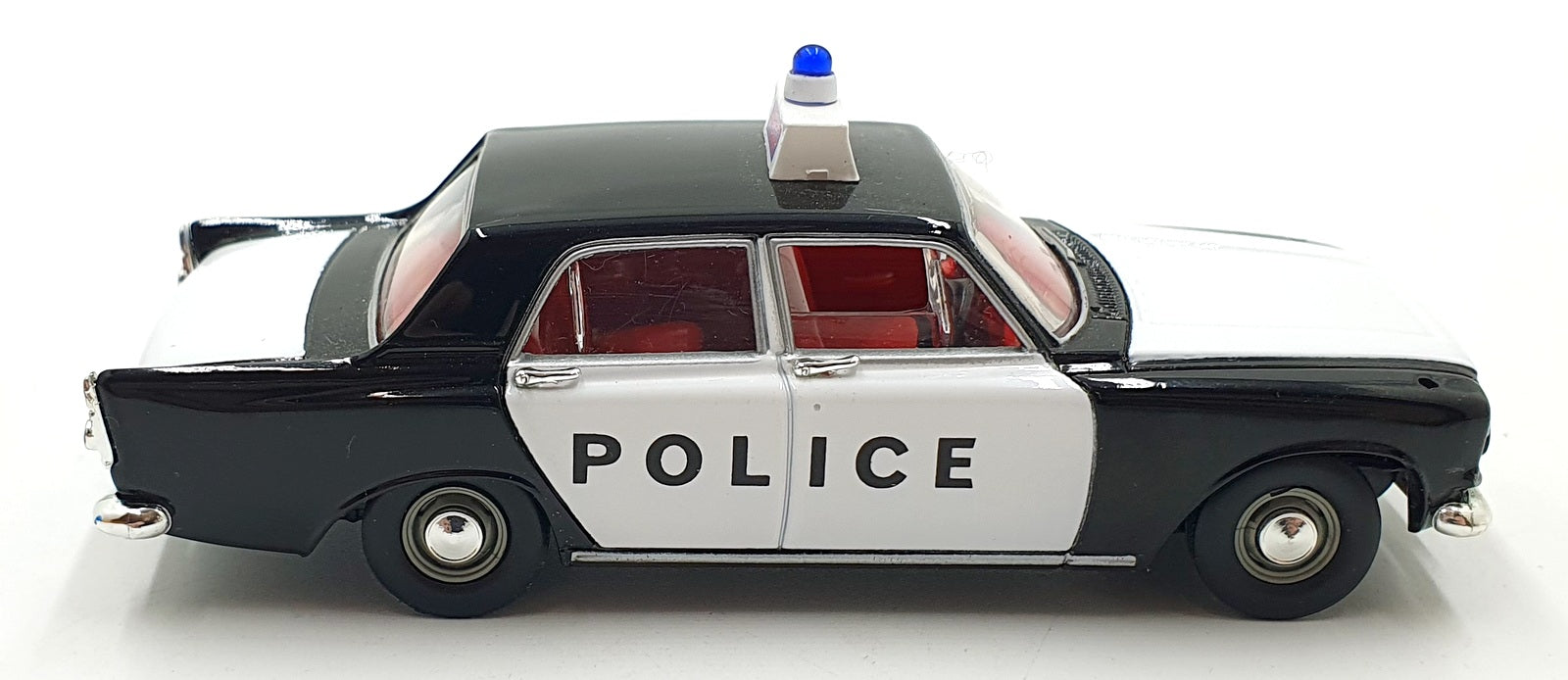 Vanguards 1/43 Scale VA46000 - 1962 Ford Zephyr 6 Mk3 - W. Riding Constabulary