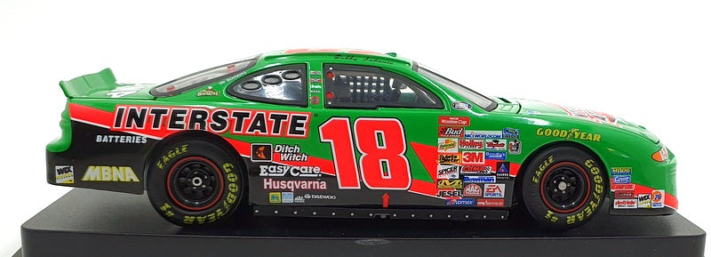 Revell 1/24 Scale 10565 - Pontiac #18 Interstate Batteries 2000 - Labonte