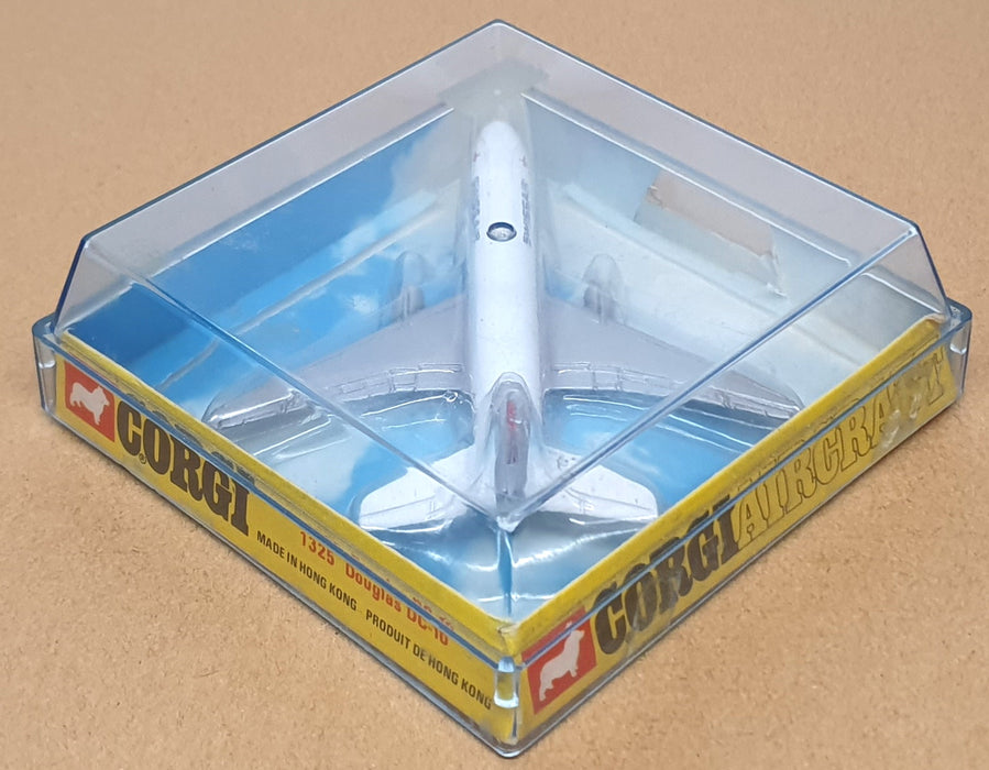 Corgi Diecast 1325 - Douglas DC-10 Aircraft Swissair - White/Red